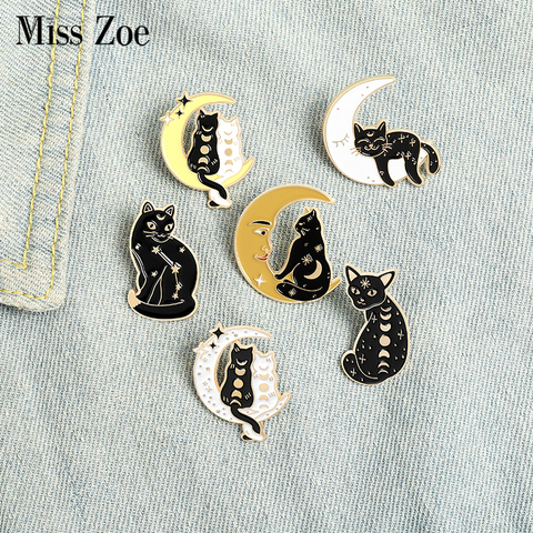 Pin esmaltado de Witch Cats, broches de gato de fase lunar personalizados, Pin de solapa, insignia regalo de la joyería artesanal de bruja blanca y negra para amigos ► Foto 1/6