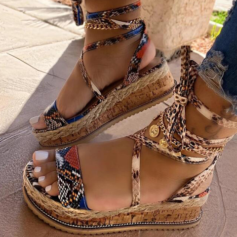 Sandalias con taco de verano para mujer, zapatos de serpiente con dibujo étnico, informales, a la moda, con cordones, para playa, de talla grande ► Foto 1/1