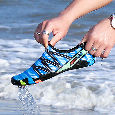 Tamaño 35-46 Unisex zapatillas de deporte piscina Zapatos Seaside Resort de secado rápido Aqua Zapatos de agua Zapatos Mujer Zapatos de playa Zapatos casuales Zapatos ► Foto 1/6