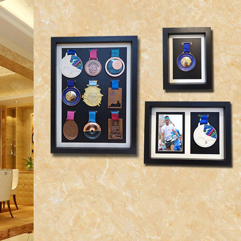 Caja de exhibición de medalla de madera, soporte de exhibición de medalla de maratón, decoración de insignia, marco de almacenamiento, foto creativa ► Foto 1/6