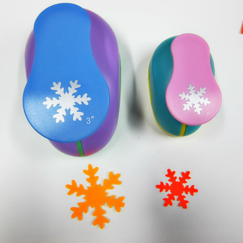 8mm-75mm de diferente tamaño en forma de copo de nieve de un niño herramientas de bricolaje cortador de papel Eva Scrapbook Navidad nieve perforadora ► Foto 1/6