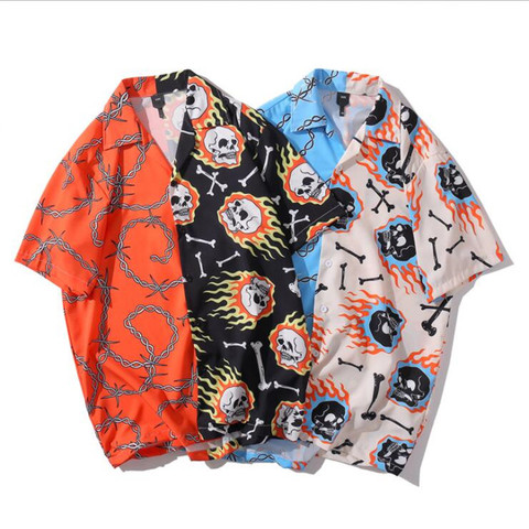2022 camiseta de Hip Hop Streetwear hombres camisa hawaiana calavera con fuego cadena Harajuku camisa camisetas estilo HipHop Tops de verano de manga corta ► Foto 1/6
