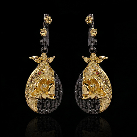 Pendientes colgantes de flor tallados en relieve estilo bohemio, joyería creativa de lujo de dos tonos de oro negro y plata 925 ► Foto 1/5