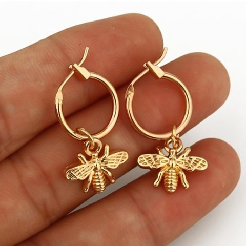 Pendientes con colgante de abeja pequeño y dorado para mujer, aretes de insecto estereoscópico, aretes de broche de abeja de miel, regalos de joyería ► Foto 1/5