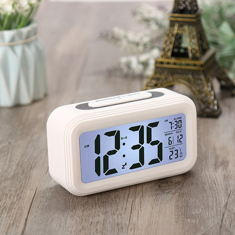 Reloj despertador electrónico con pantalla grande, alarma de mesa y escritorio con calendario digital, botón de repetición, para el hogar y habitación de niños, con luz LED ► Foto 1/5