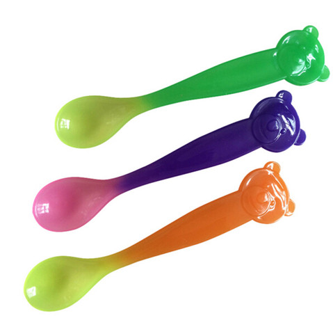 3 colores temperatura cuchara para niños niñas cuchara de silicona alimentación cucharas de bebé set de utensilios para el cuidado del bebé cuchara de alimentación ► Foto 1/4