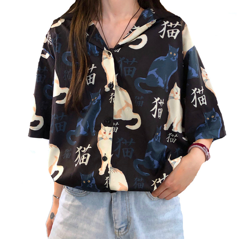 2022 verano lindo blusas de mujeres japonés Casual cuello Kawaii gato estampado para chicas Tops abotonada camisas de manga corta ► Foto 1/6