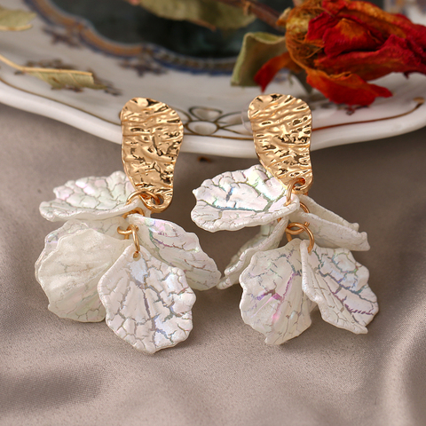 Pendientes de gota de pétalos de flor acrílica blanca coreana para mujer, joyería con colgante de aleación ► Foto 1/6