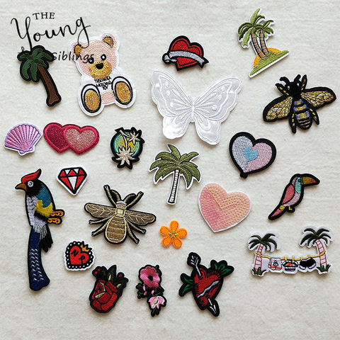 Parches decorativos de dibujos animados para planchar en la ropa, patrón de árbol con corazón, mariposa, apliques bordados ► Foto 1/6