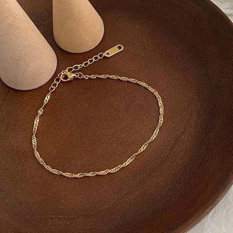 Pulseras de oro con ondas de agua finas para niña, pulsera de cadena de oro de acero inoxidable antialergias, moda coreana 2022 ► Foto 1/6