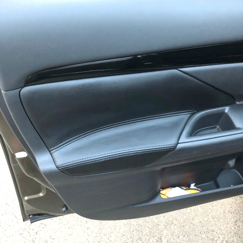 Cubierta de Panel de puerta de cuero suave para Mitsubishi Outlander cubierta de Panel de puerta Interior de coche, reposabrazos, 4 Uds., 2014, 2015, 2016, 2017, 2022 ► Foto 1/5