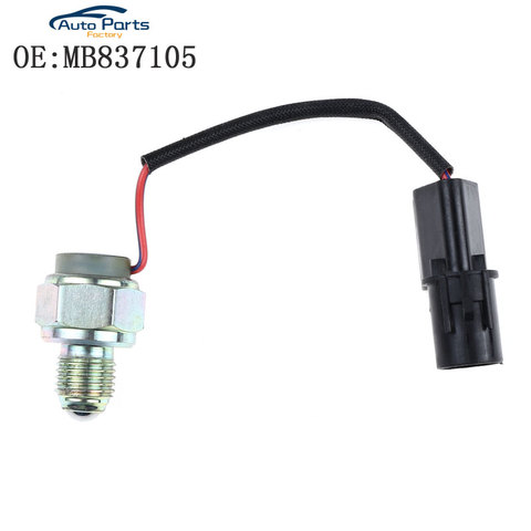 T/H palanca de cambios 4WD interruptor de control para lámpara para Mitsubishi Pajero IO V43 V44 V45 V46 H66W H67W H76W H77W 6G72 4D56 4M40 4G93 MB837105 ► Foto 1/6