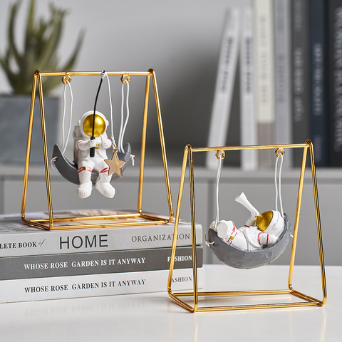 Estatuas de astronauta de estilo moderno, esculturas creativas, figuritas artesanales en miniatura, accesorios de decoración de oficina para el hogar, regalo de Navidad ► Foto 1/6