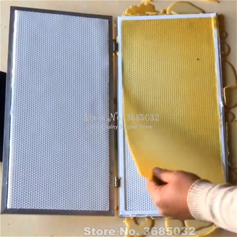 Máquina de fabricación de hojas de cera de abejas, máquina de base de cera de abejas a presión de la mano, molinillo de estampado de Peine de cera para China/italiano ► Foto 1/6