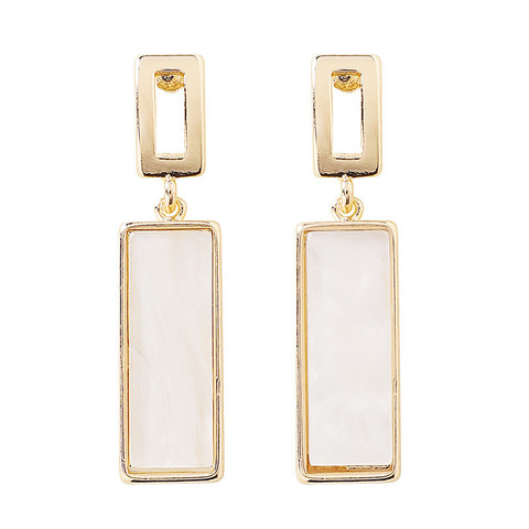 Blanco pendientes de concha colgante de moda de nicho damas elegantes geometría Color dorado Rectangular temperamento pendientes viento frío pendientes ► Foto 1/6