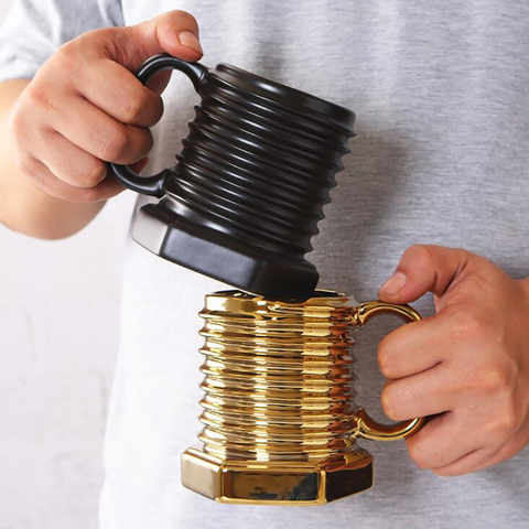 Taza fría de cerámica con forma de tornillo 3D tazas de café de porcelana taza de regalo taza de agua leche duradera para el desayuno para la oficina en casa-negro, dorado ► Foto 1/6