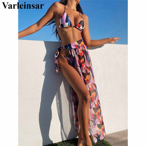 Bikini de cuello Halter con estampado de cubo para mujer, traje de baño femenino, conjunto de Bikini de tres piezas con Sarong, ropa de baño V2804 ► Foto 1/6