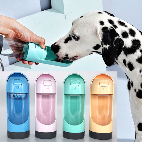 Botella de agua portátil para mascotas, alimentador para perros pequeños y grandes, producto para mascotas, tazón para beber para cachorros de viaje, dispensador de agua para mascotas al aire libre ► Foto 1/6