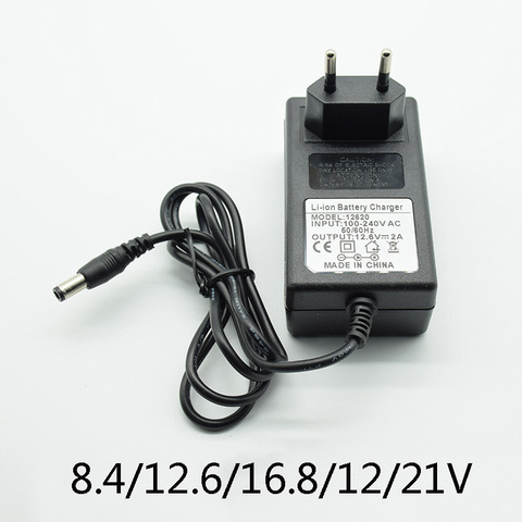 Adaptador de corriente DC 8,4 V 12,6 V 2A 16,8 V 2A 21V 1A cargador de fuente de alimentación de enchufe de la UE de 5,5mm * 2,5mm (2,1mm) 100-240V 18650 batería Li-ion ► Foto 1/6