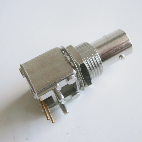 Junta tórica RF BNC Q9 hembra, tuerca de montaje en Panel, enchufe de ángulo recto de 90 grados, copa de soldadura, adaptador conector de RF de latón PCB ► Foto 1/4