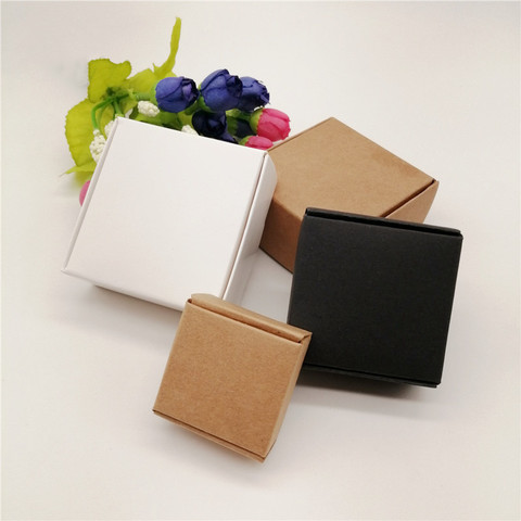 Caja de Papel Kraft para regalos de boda, caja de regalo para regalos de fiesta de cumpleaños, galletas, dulces, ideas para fiesta de Navidad, color blanco y negro, novedad de 100 Uds. ► Foto 1/6