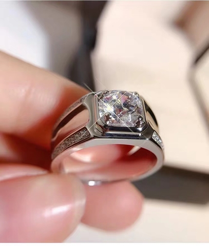 Anillo de moissanita brillante para hombre, 2 quilates, plata 925 auténtica, 8x8mm, Gema de tamaño, regalo de cumpleaños, mejor que el diamante de gran potencia ► Foto 1/6