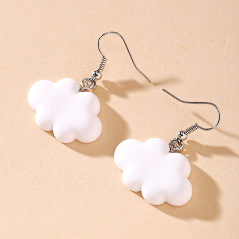 Bonitos pendientes con tachuelas de nubes blancas, nubes delicadas para mujeres, niñas, joyas para los oídos, regalos al por mayor ► Foto 1/6