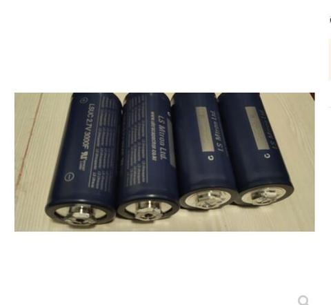 1 Uds 2,7 V 3000F 2.7V3000F LSUC002R7C3000FEA Farad condensador Super condensador ► Foto 1/3