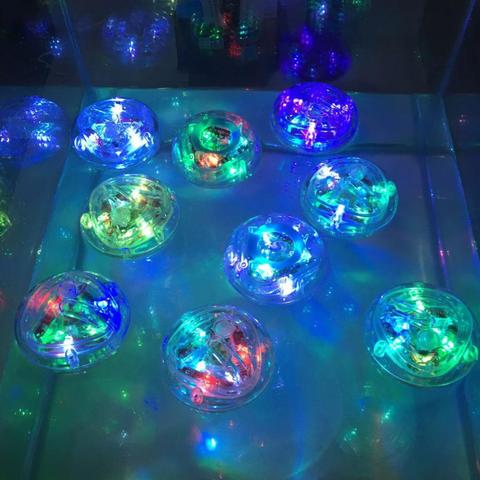 Juguete de baño seguro para niños, ducha de bañera alimentada por batería, impermeable, flotante, juguete de baño para fiesta, luz LED, chico ► Foto 1/6