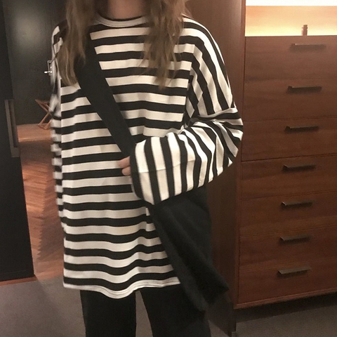 Camiseta a rayas harajuku para mujer, ropa de manga larga con cuello redondo, ulzzang, informal, coreana, de gran tamaño, negra, primavera y otoño ► Foto 1/6