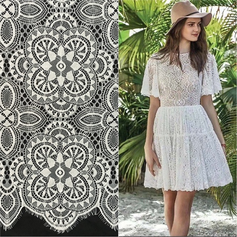 ¡150*300 cm/unid vestido de mujer de moda material de encaje de 1 pieza envío gratis! Tela de encaje de pestañas geométricas, color blanco y negro ► Foto 1/6