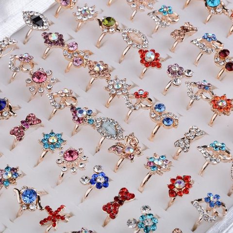 Anillo de cristal con forma de flor para niña y mujer, sortija con diamantes de imitación de varios colores, 10 Uds. ► Foto 1/6