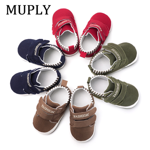 Zapatos para bebés, niños y niñas, suela de lona suave, calzado sólido para recién nacidos, zapatos mocasín para bebé, disponible en 4 colores ► Foto 1/6