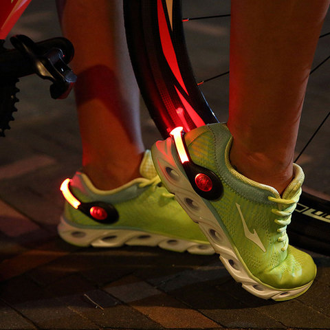 Luz LED USB para correr, zapatos con lámpara, zapatillas, Clip, pulsera, indicador de seguridad brillante, para correr de noche al aire libre ► Foto 1/6