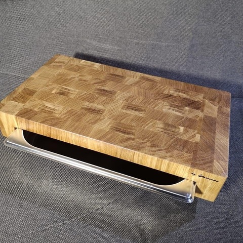 Tablero de corte de cocina de madera con un contenedor retráctil (acero) para carne para verduras universal, 400x300x70, de gazunov, oak. Un regalo para una madre, una mujer, un amante de la cocina. Dibujo inusual del tablero ► Foto 1/6