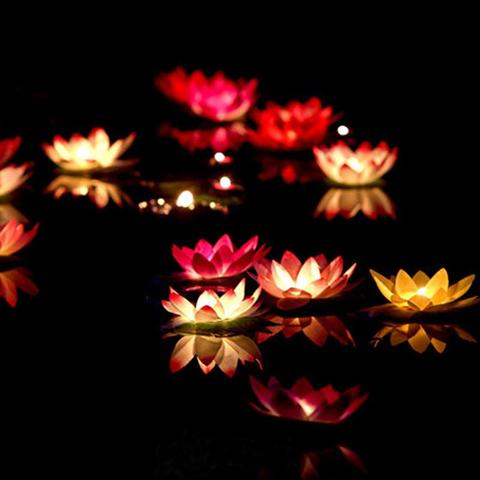 LED Souhaitant Lumière Lotus D'eau Lanterne Lampe Fleur Lumière De Piscine D'eau Colorée Lanterne Lampe de Bougie pour la Fête De Mariage Décor de Festival ► Photo 1/6