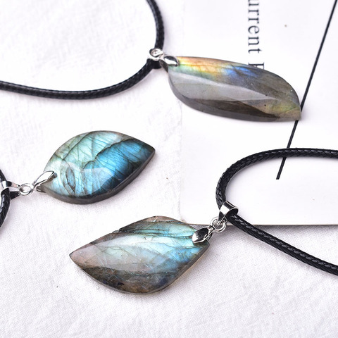 Pendentif en forme de feuille de Labradorite, cristaux bruts naturels, pierre de guérison, bijoux minéraux unisexes, amulette colliers chaîne gratuite ► Photo 1/6