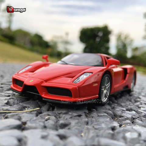Bburago 1:32 Ferrari ENZO présentoir en acrylique, rallye, modèle de voiture, en alliage, modèle de voiture, collection de cadeaux, jouets ► Photo 1/6