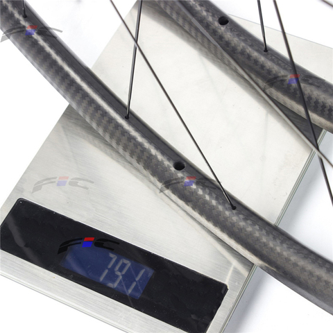 FIC 790g roues tubulaires texturé V frein 700C 23 25 24 21mm de large Ultralite cyber hub Sapim CX ray 25mm 30mm 38mm carbone roues ► Photo 1/6