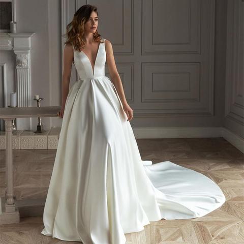 Robe de mariée en Satin blanc a-ligne col en v sans manches dos nu réservoir chapelle Train robe de mariée blanc haute qualité pli gracieux ► Photo 1/6