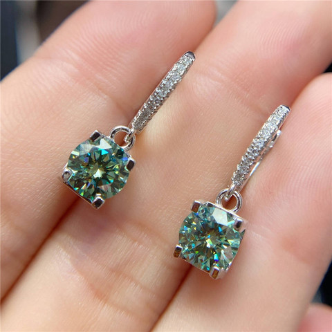 Boucles d'oreilles en argent 925 et diamant authentique pour femme, bijou en Moissanite verte de 2 Carat, avec vis à l'arrière et pierres précieuses de 6.5mm ► Photo 1/6