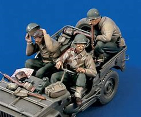 1/35 figurine en résine Kit non assambré non peint 1009 (3 figurines pas de voiture) ► Photo 1/3