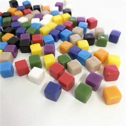 100 pièces/ensemble 8mm couleur unie blanc carré coin acrylique dés pièce d'échecs Angle droit tamis Cube pour jeu de société ► Photo 1/6