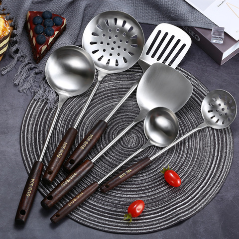 Ensemble de cuisine en acier inoxydable 304, spatule à soupe, cuillère, passoire, fournitures de cuisine, manche en bois, pelle, cuillère de cuisine ► Photo 1/5