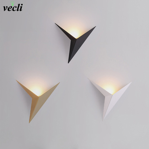 Créatif triangle applique mur led lumière chambre chevet salon allée escalier fond éclairage soutien-gorge applique murale lumière led ► Photo 1/6