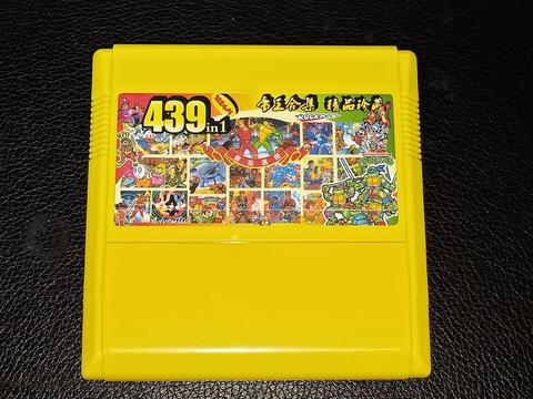 Cartouche de jeu 8 bits, 439 pièces de jeux 256 ko en 1!! ► Photo 1/1