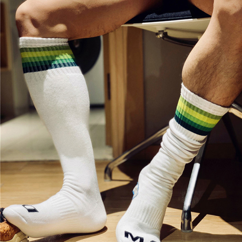 Chaussettes homme calcetines rayées tube haut football chaussettes skarpetki homme chaussettes sport sweat meias calcetines hombre tendance bas ► Photo 1/6