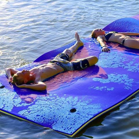 2/3 couche XPE mousse piscine flottant coussin d'eau flottant tapis d'eau couverture d'eau l'eau flottant tapis de mousse flotte pour adulte ► Photo 1/6