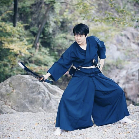 Vêtements d'arts martiaux, ensemble 2 pièces, uniformes Kendo, Hapkido, Keikogi et Hakama, pour homme et femme, adulte ► Photo 1/6