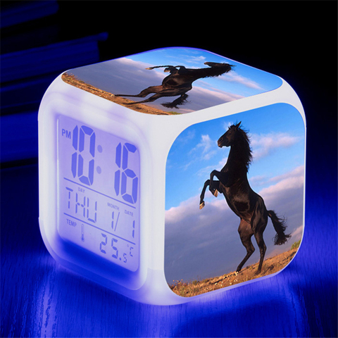 Animaux cheval horloges numériques changement de couleur Despertador blanc chevaux Led réveils Action Figure éclairer jouets poupée enfants cadeau ► Photo 1/6